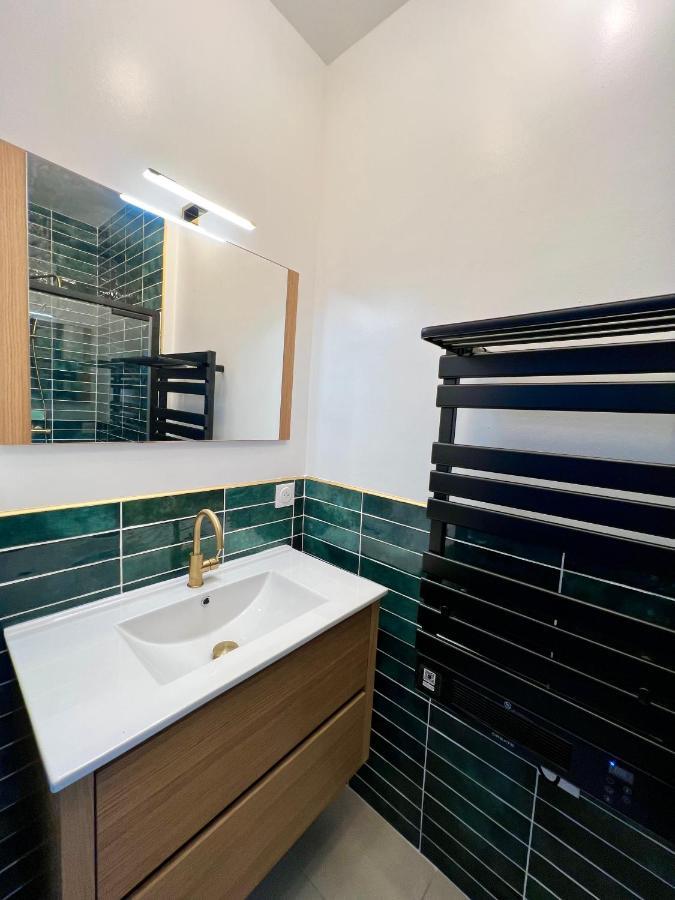 Appartement De Luxe Avec Fresque, Hyper Centre Et Parking Sure Fontainebleau Luaran gambar