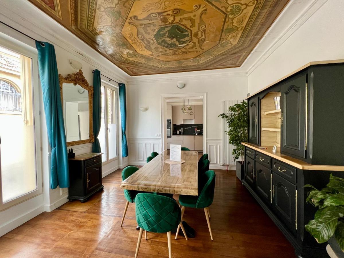 Appartement De Luxe Avec Fresque, Hyper Centre Et Parking Sure Fontainebleau Luaran gambar